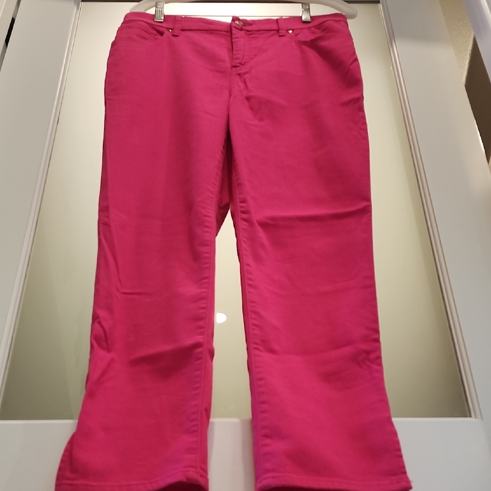 Perfect For SPRING!  Chico's Fuchsia/Pink Ankle Girlfriend Pant 8 Regular